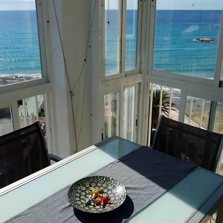 Atico Primera Linea De Playa Appartement *